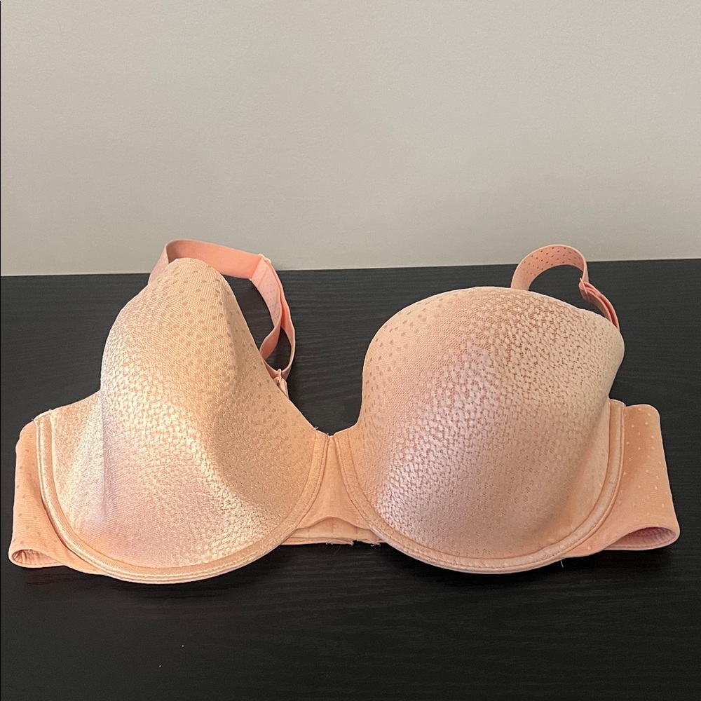 Wacoal 38DD Underwire Bra